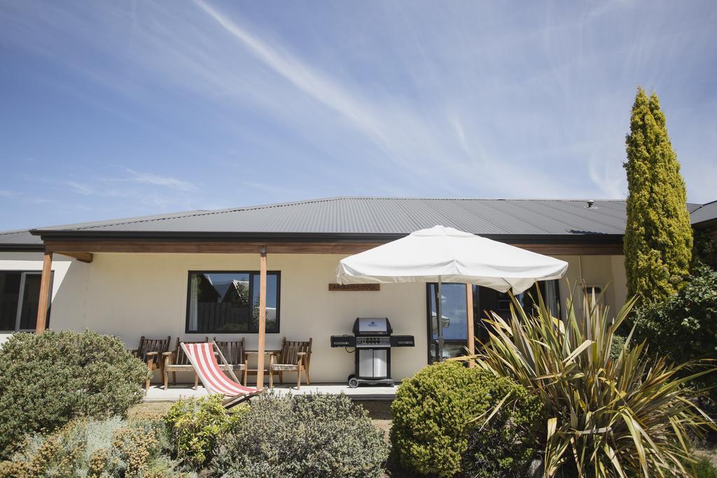 Apollo Lodge And Apartment Wanaka Exterior photo